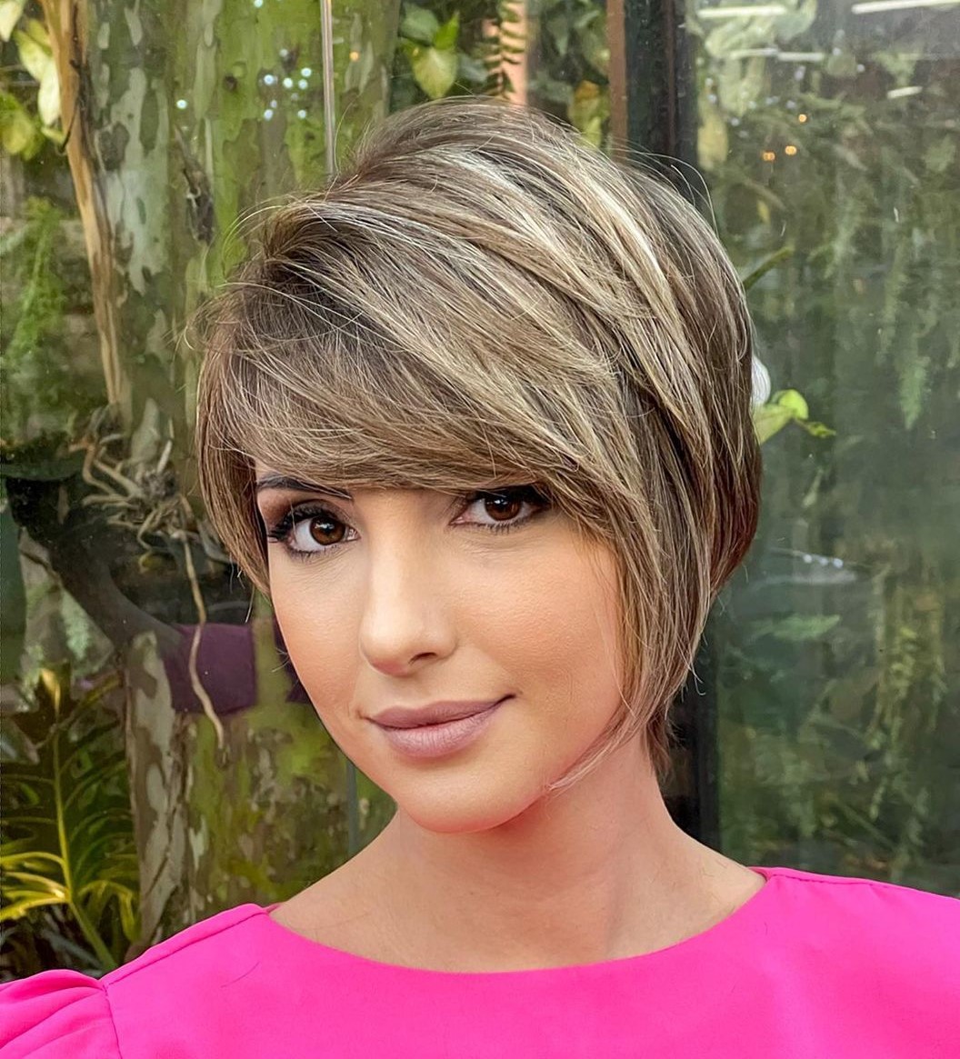 Asymmetrical Pixie Bob with Thick Layered Bangs